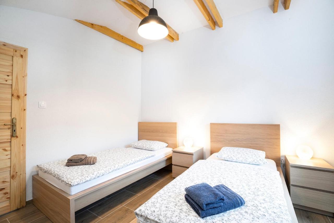 Drevenice Liptov - Ski & Hiking Apartments Lazisko المظهر الخارجي الصورة